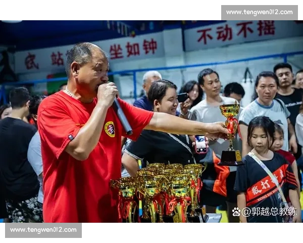散打与传统武术对决谁更实战与传承之争深度解析全面剖析真相背后 散打与传统武术对决谁更实战与传承之争深度解析全面剖析真相背后